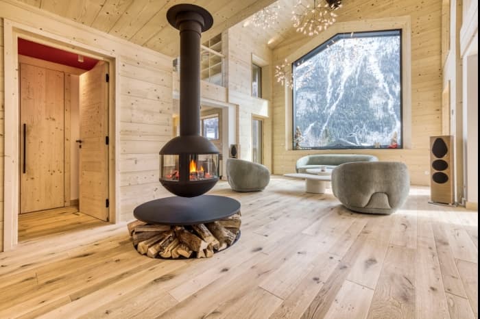 Chalet Black Bear — 2
