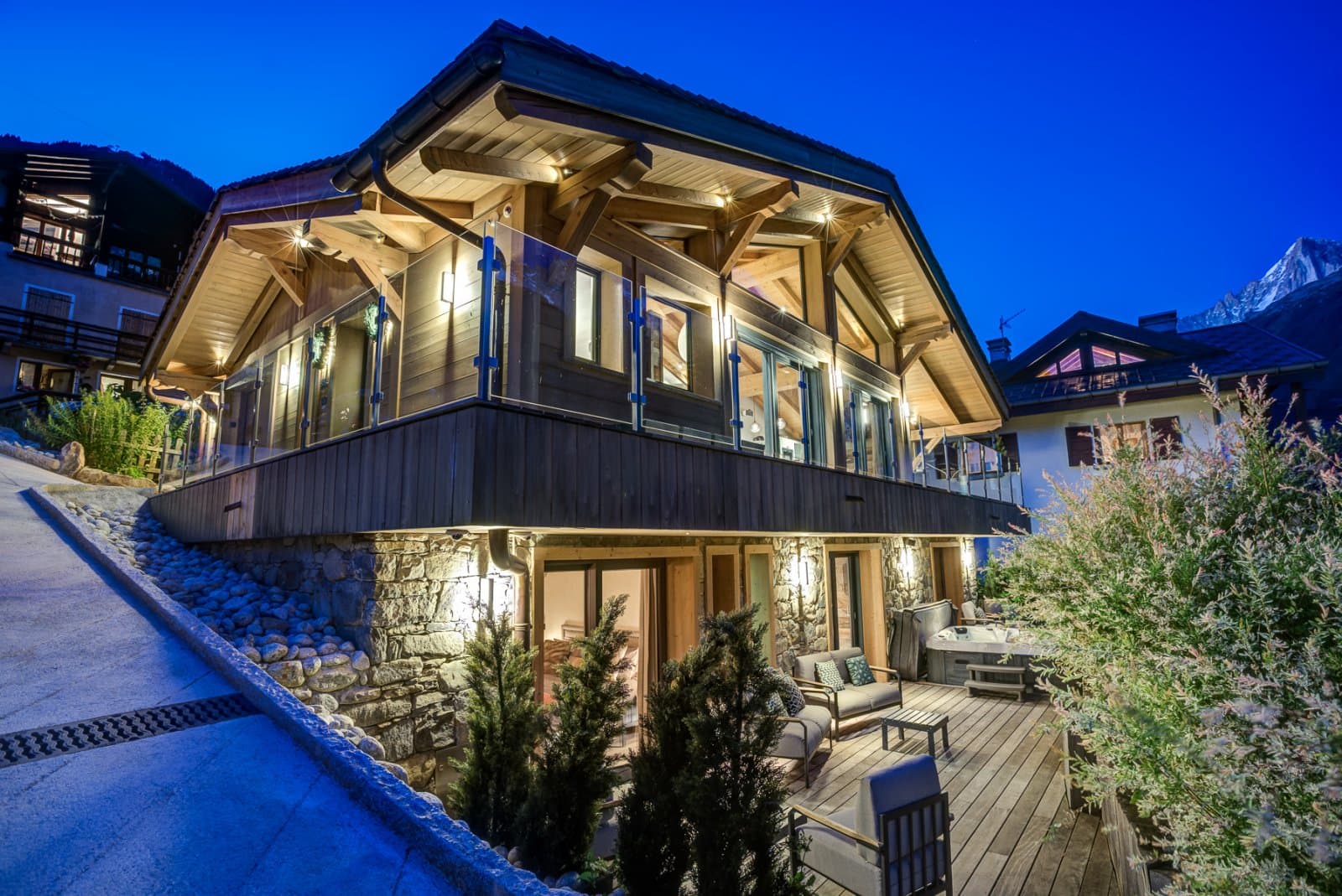 Chalet Peace & Love — 2